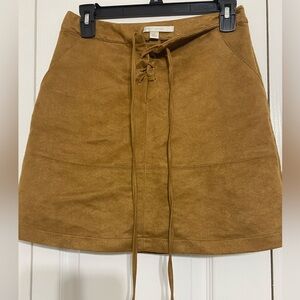 Lauren Conrad Faux Suede skirt size 2